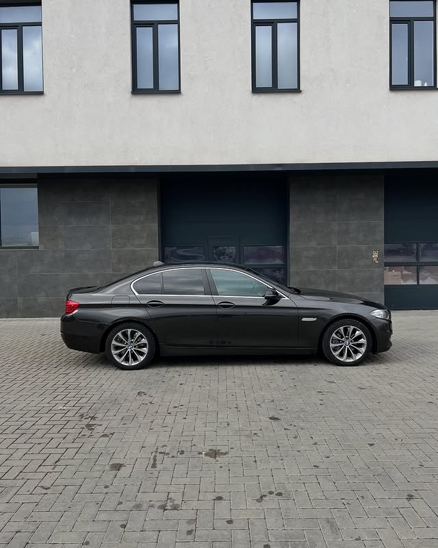 BMW F10 525 xDrive 2