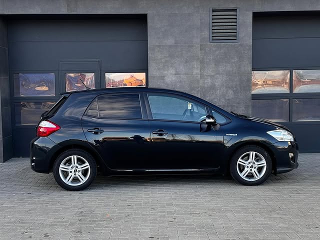Toyota Auris 2