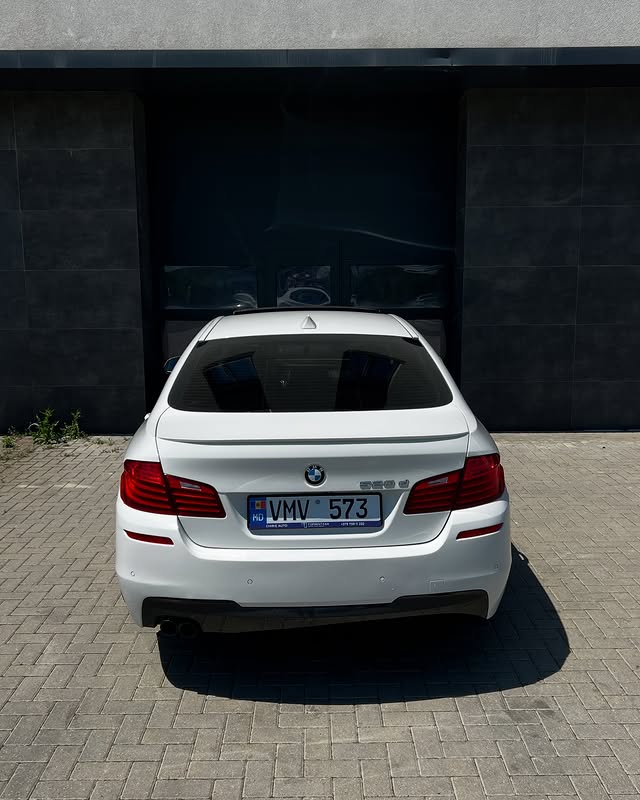 BMW F10 2016 3